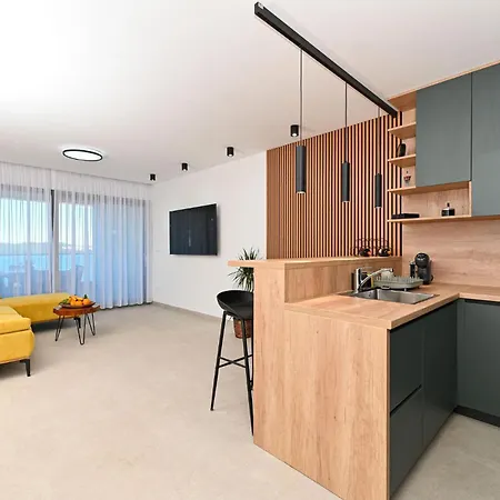 Beautiful In Apartman