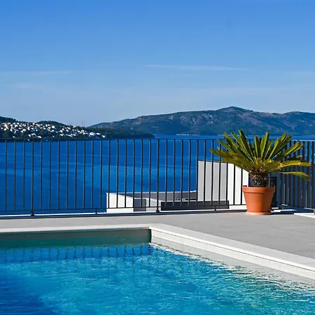 Beautiful In Apartman