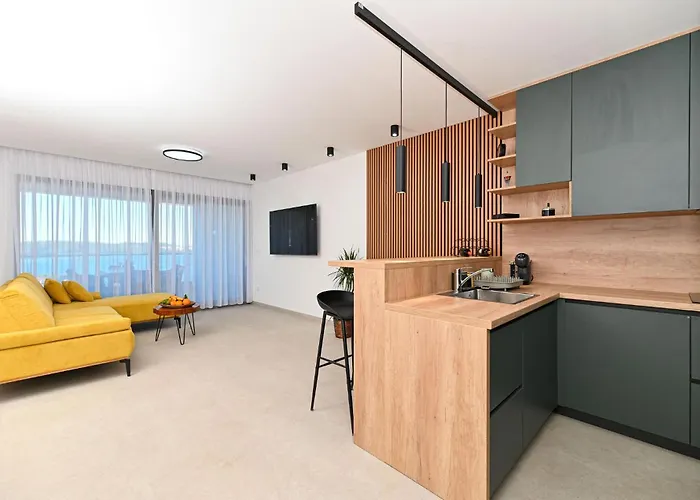 Beautiful In Apartman