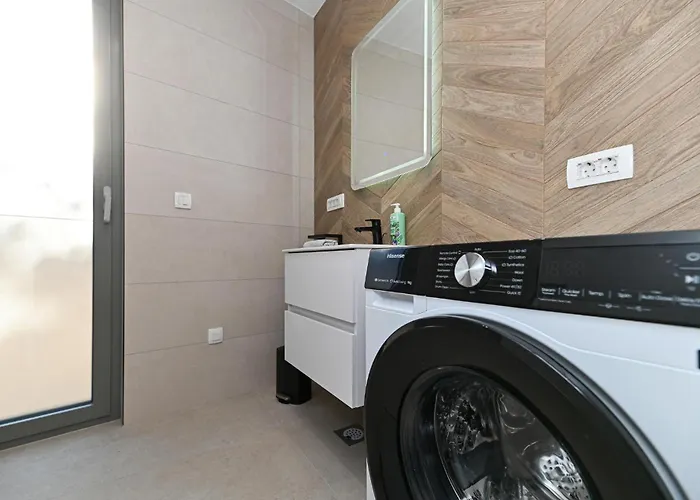 Beautiful In Τρογκίρ