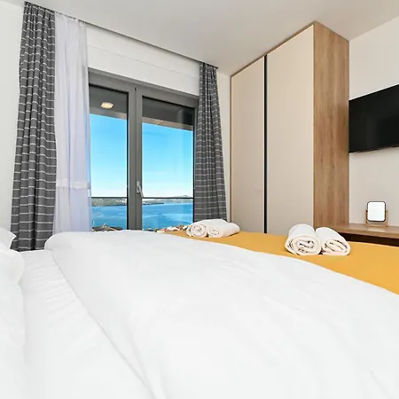 Apartment Awesome In Trogir